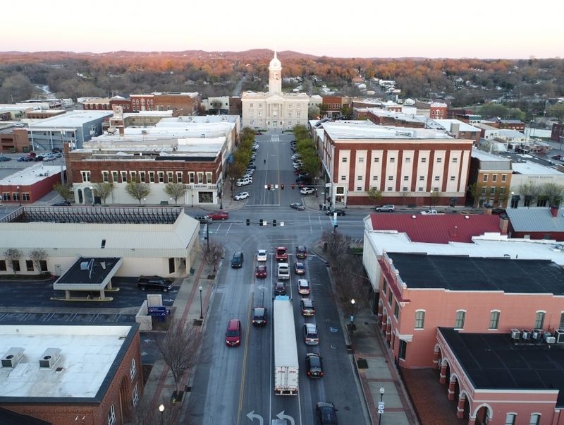 These 5 Tennessee Homes Could Lose Value Fast But 7 Others Are Worth Watching - Decor Hint Small Towns Dependent on Single Employers