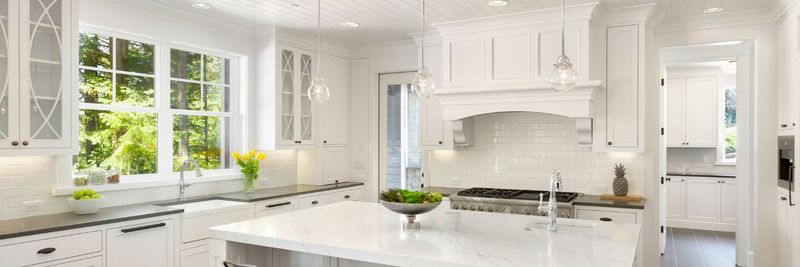 9 Underrated Paint Colors Designers Always Use In Kitchens (And 9 They Say To Stay Away From) - Decor Hint Stark White (Stay Away)