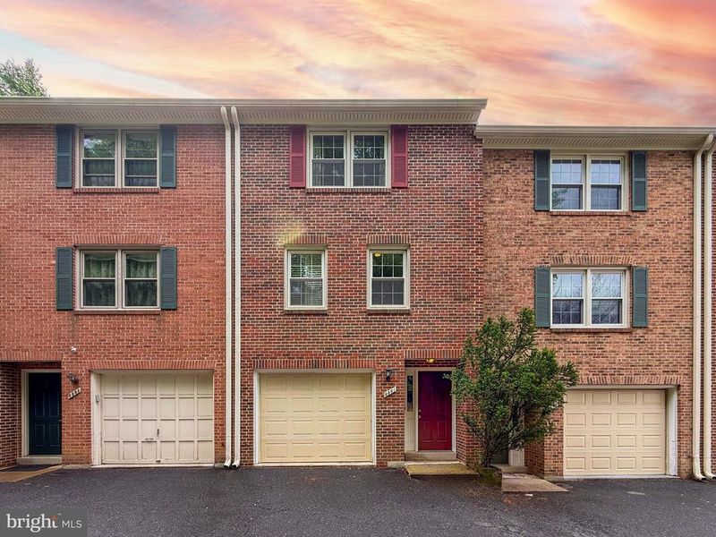 These 11 Virginia Homes Are Increasing In Value - Decor Hint Arlington's Metro-Adjacent Townhomes