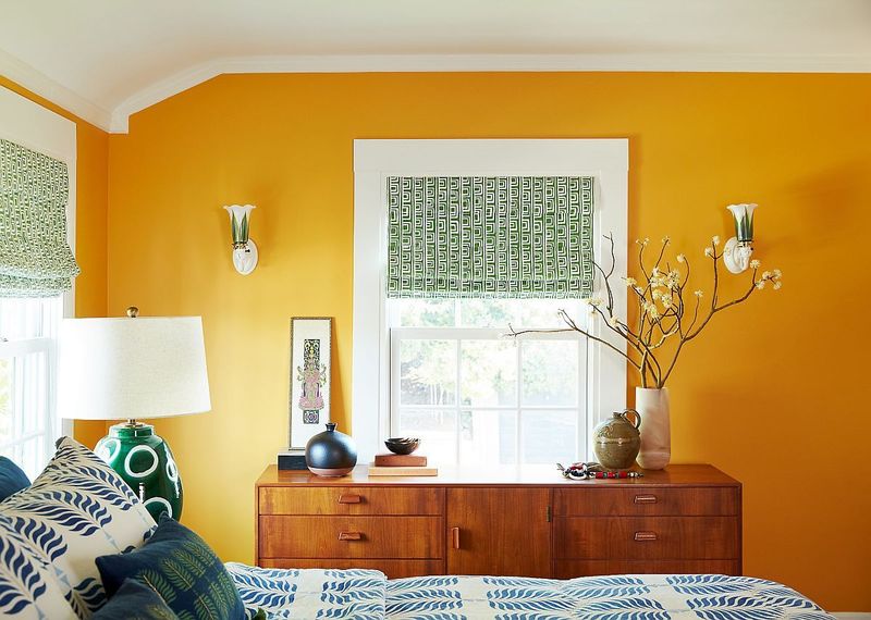 17 Colors Interior Designers Always Tell Clients To Use In A Bedroom - Decor Hint Ochre Yellow