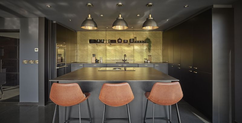 15 Modern Kitchen Trends That Are Always Driving Buyers Away - Decor Hint Industrial Pendant Lighting Overkill