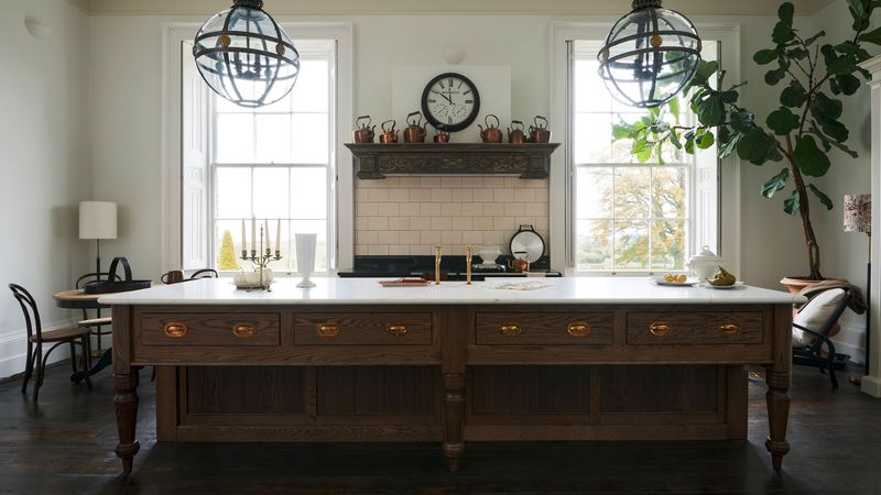 Designers In Washington Say Goodbye To These 9 Kitchen Trends And Hello To These 9 - Decor Hint Massive Kitchen Islands