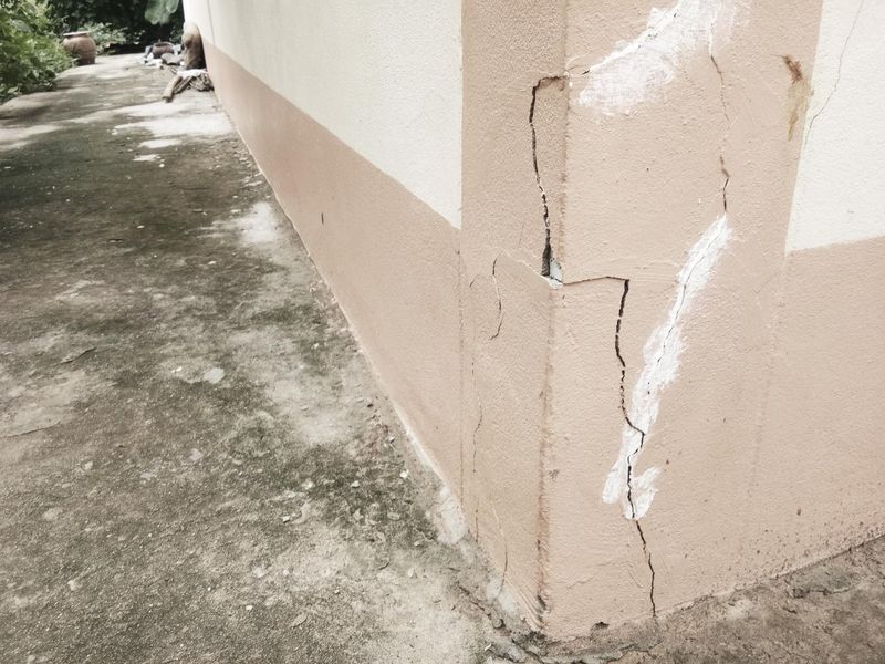 Clear Signs That Your Home Needs Renovation - Decor Hint Foundation Issues
