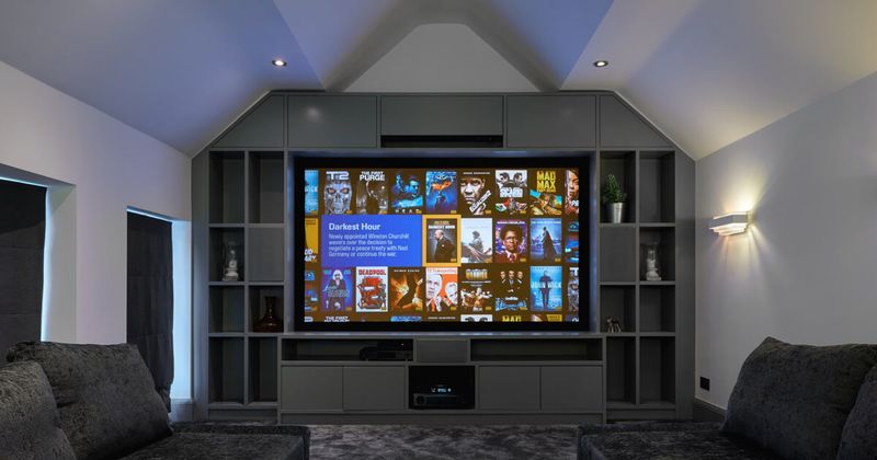 Media Rooms Losing Their Audience