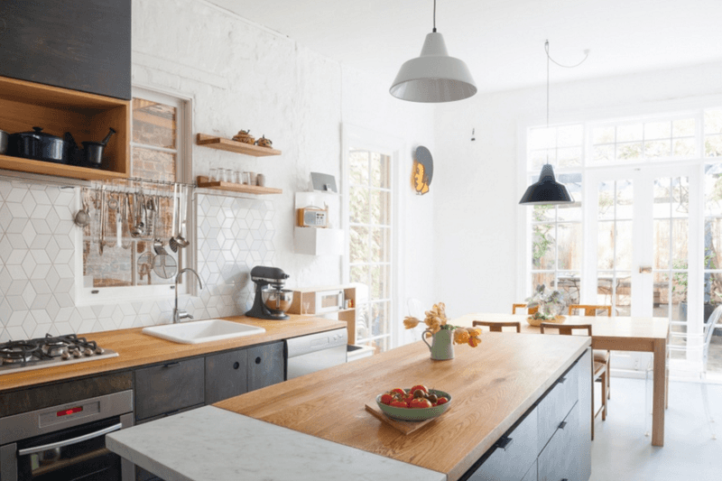 16 Nostalgic Kitchen Ideas Designers Wish Would Make A Comeback Soon (Plus 6 Special Ones) - Decor Hint Wooden Countertops