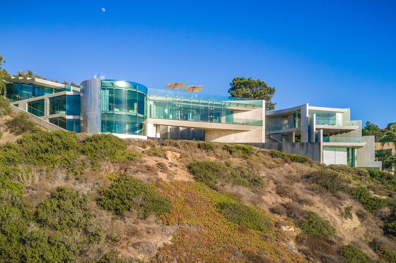 Here Are 22 Of The Most Expensive Mansions In America - Decor Hint Razor House In La Jolla