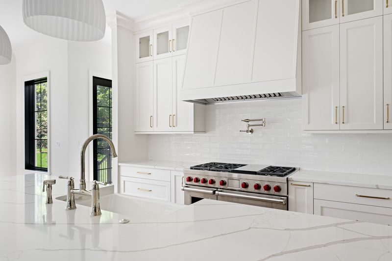 Crisp White