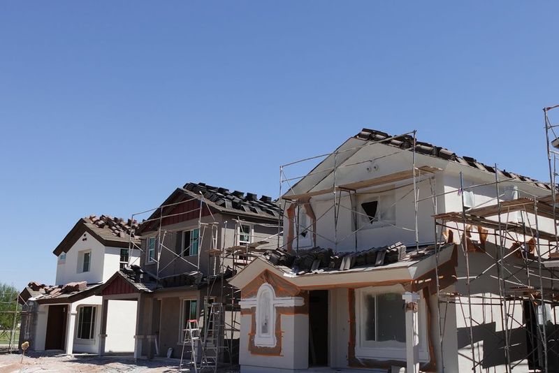 12 Arizona Homes Facing Market Challenges - Decor Hint Power Line Eyesore in Chandler