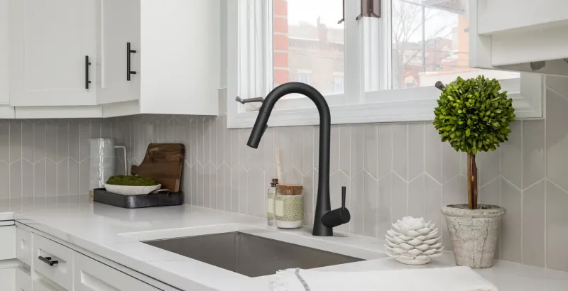 Farmhouse Style Is Over, Discover The Kitchen Looks Leading 2026 - Decor Hint Matte Black Fixtures