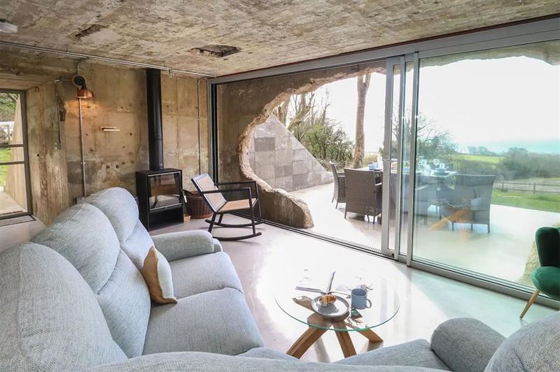 Inside 13 Of The World's Most Amazing Underground Homes - Decor Hint Underground Bunker
