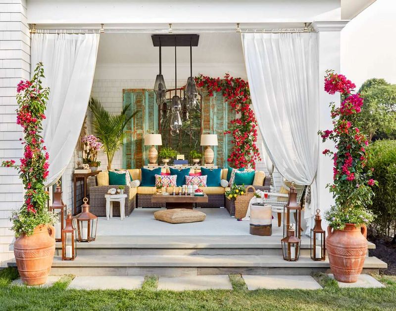 Southern Porch Perfection Tips From Savannah, Georgia - Decor Hint Curtain Call