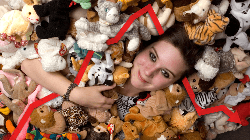 10 Items In Your Home That Are Worth Less Than You Would Think And 9 That Are Practically Worthless - Decor Hint Stuffed animals overflowing toy boxes