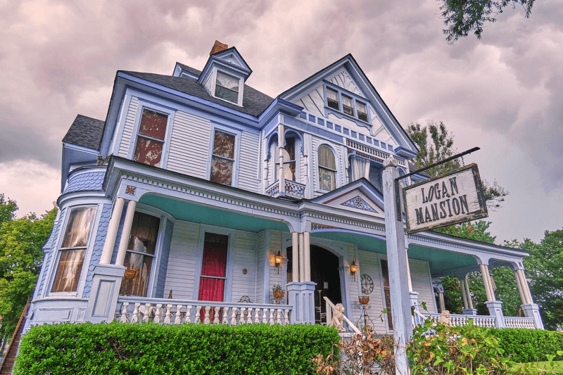 16 Frontier Mansions In Missouri That Are Now Bare Foundations - Decor Hint Evergreen