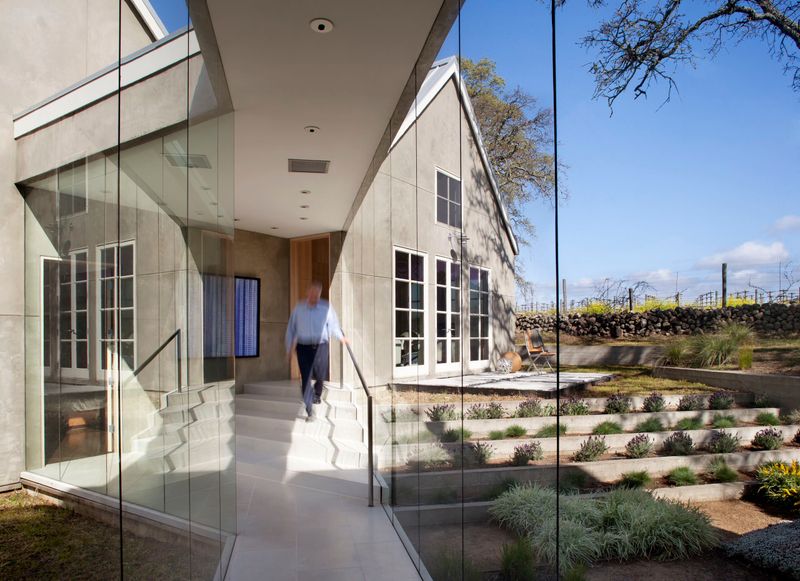 21 Granny Pods That Explain The New Definition Of Snugly Living (And What To Watch Out For) - Decor Hint Breezeway Connector Pod