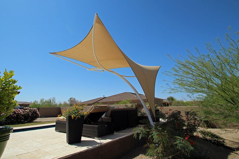 How Arizona's Outdoor Spaces Beat The Heat With Style - Decor Hint Innovative Shade Sails