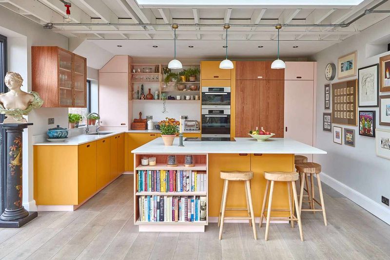 18 Kitchen Red Flags That Make New York Buyers Think Twice, According To Designers - Decor Hint Clashing Styles