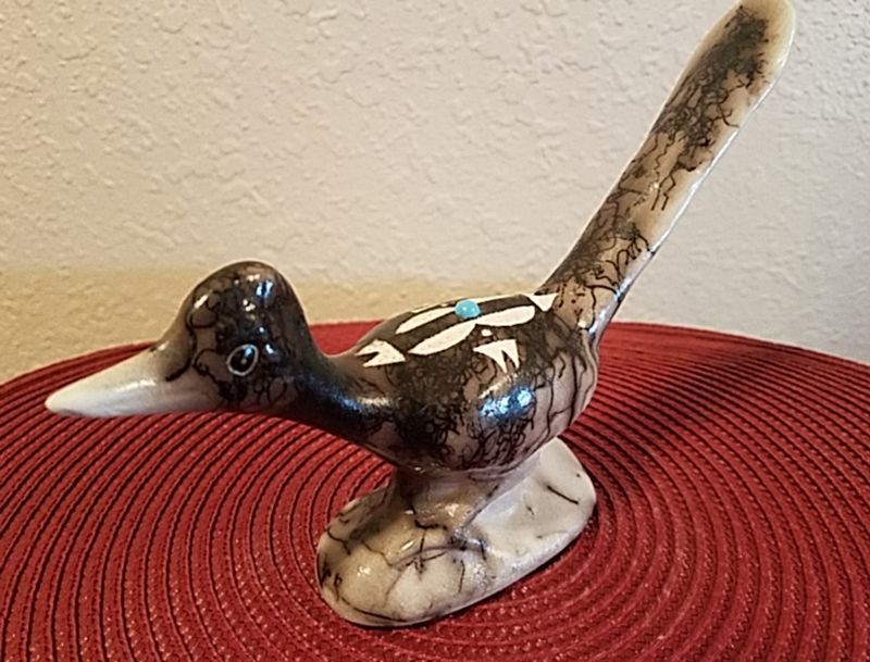What's Hot (And Not) In New Mexico Antiques: 8 To Keep, 6 To Cash In Now - Decor Hint Common Ceramic Figurines Without Provenance