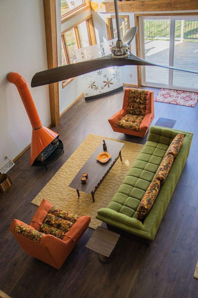 12 Popular House Designs In St Louis That May Disappear By 2030 - Decor Hint 1970s Vaulted-Ceiling Open Plans