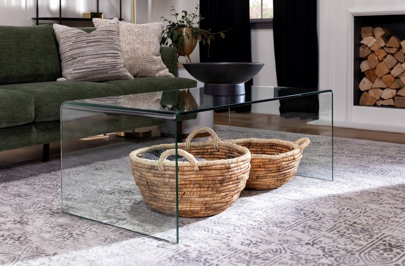 20 Modern Living Room Ideas That Feel At The Cutting Edge Of Design, Yet Still Soft And Inviting - Decor Hint Translucent Elements Create Visual Lightness