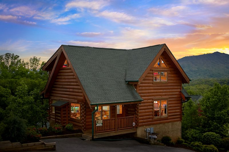 These 5 Tennessee Homes Could Lose Value Fast But 7 Others Are Worth Watching - Decor Hint Gatlinburg Vacation Rentals
