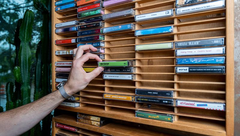Indiana's Collectibles Market Faces Change With 14 Items Losing Value Fast And 6 Now Practically Worthless - Decor Hint VHS Movie Tapes
