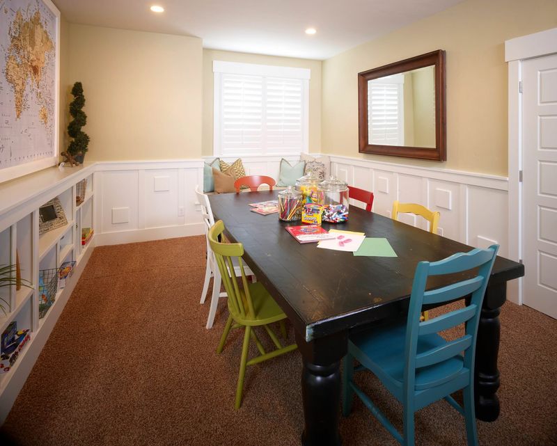 These 6 Looks Are Still Big In Pennsylvania Homes And 4 That Are Fading Fast - Decor Hint Formal Dining Rooms Fade Away