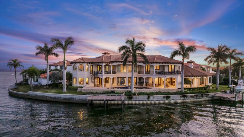 From Miami To Beverly Hills 23 Estate Sales That Just Rocked The Market - Decor Hint 690 Island Drive in Naples