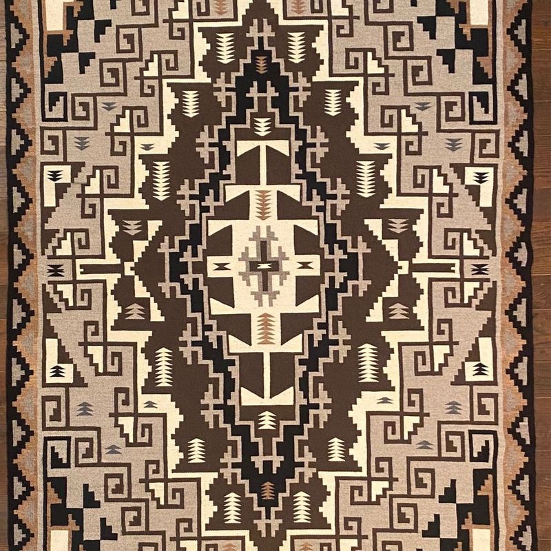 Arizona Thrifters Can't Get Enough Of These 15 Vintage Home Finds - Decor Hint Vintage turquoise Navajo rugs