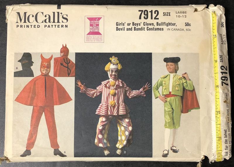 Grandma's Treasures That Are Worth A Fortune In 2025 - Decor Hint Vintage Costume Patterns
