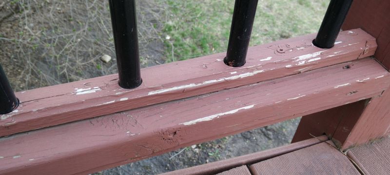 7 Common Porch Eyesores According To Designers And 6 Beautiful Alternatives - Decor Hint Peeling Paint