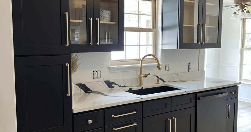 11 Outdated Kitchen Trends In Kentucky, And 9 Classics That Never Go Out Of Style - Decor Hint Matte Or Satin Finish Cabinets Exude Subtle Elegance
