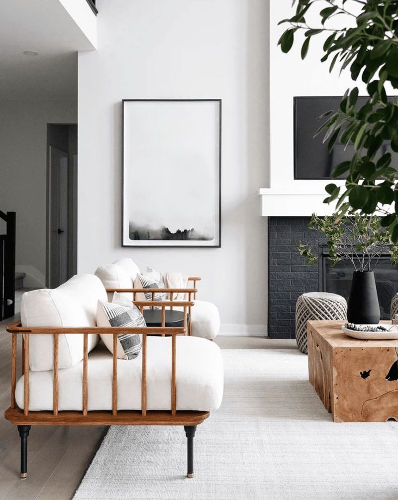 Keep Décor Minimal and Streamlined