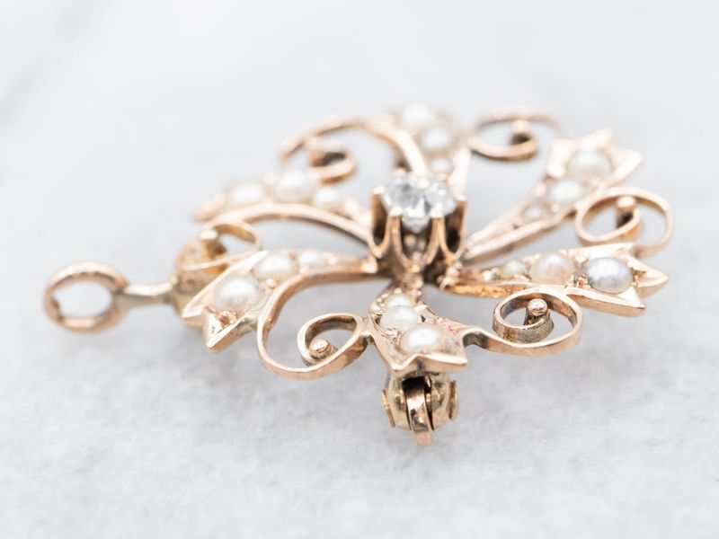 14 Reasons Why Antique Markets In Little Rock Keep Arkansas Style Forever In Vogue - Decor Hint Antique Jewelry And Vintage Accessories