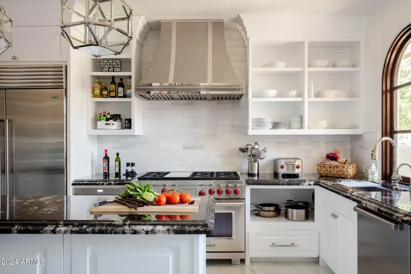 7 Kitchen Upgrades You'll See In Every Stylish Arizona Home This Year - Decor Hint Climate-Controlled Pantry Systems
