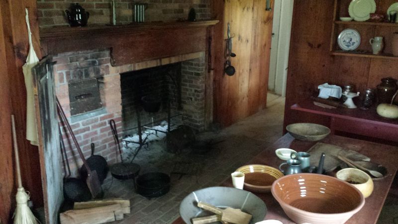 Explore Burlington's Ethan Allen Homestead For Colonial-Era New England Life - Decor Hint Interior Design Influences From The 18th Century