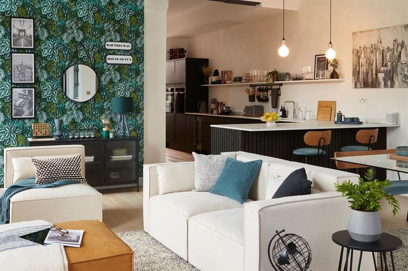 17 Interior Design Choices That Might Embarrass You In 2025 - Decor Hint Extreme Open Concept