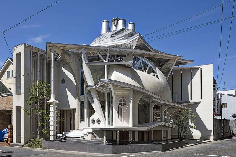 Zero Cosmology House: Japan's Volcanic Vision