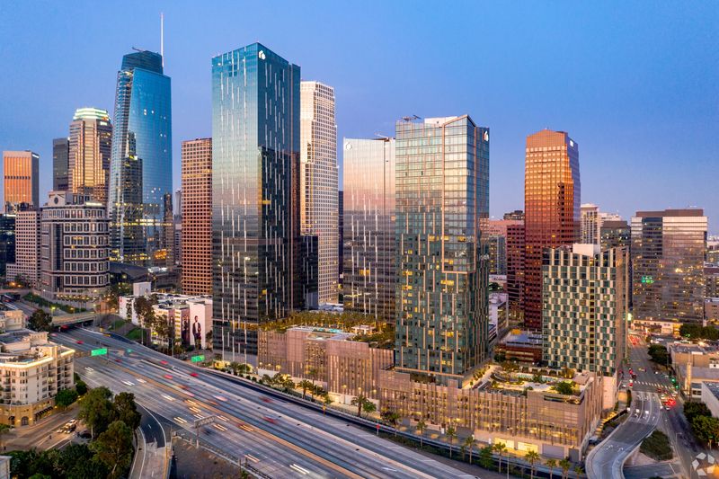 Los Angeles' Fading Star Power
