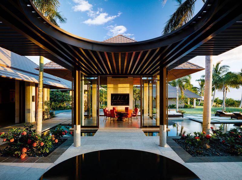 Aloha At The Front Door: 9 Curb Appeal Styles That Capture Hawaii's Historic Charm - Decor Hint Polynesian Revival