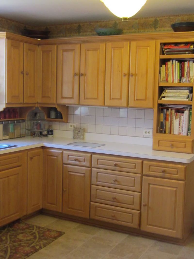 20 Outdated Kitchen Cabinet Styles Designers Say To Avoid - Decor Hint Yellow-Toned Maple