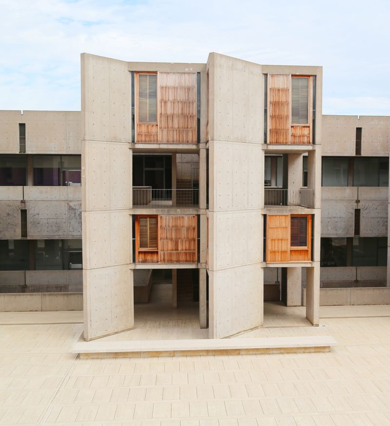 Salk Institute – La Jolla, California, USA