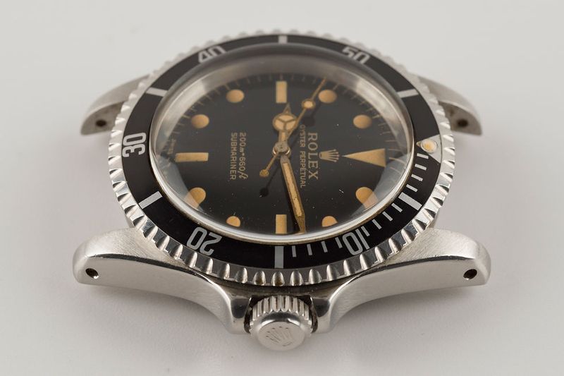 12 Antique Styles Set To Rise In Value By 2025 (And 8 That Are Fading Fast) - Decor Hint Vintage Watches