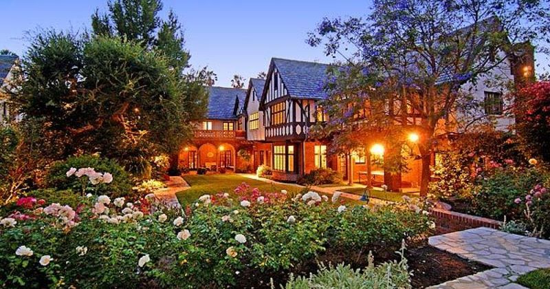 These 23 Mansions Are Breaking Price Records Especially In Beverly Hills And Miami - Decor Hint Hancock Park Classic