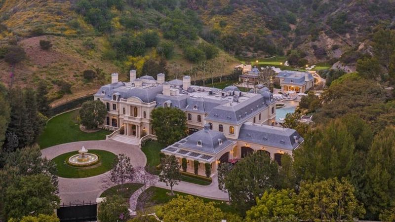 From Miami To Beverly Hills 23 Estate Sales That Just Rocked The Market - Decor Hint Mark Wahlberg's Former Mansion