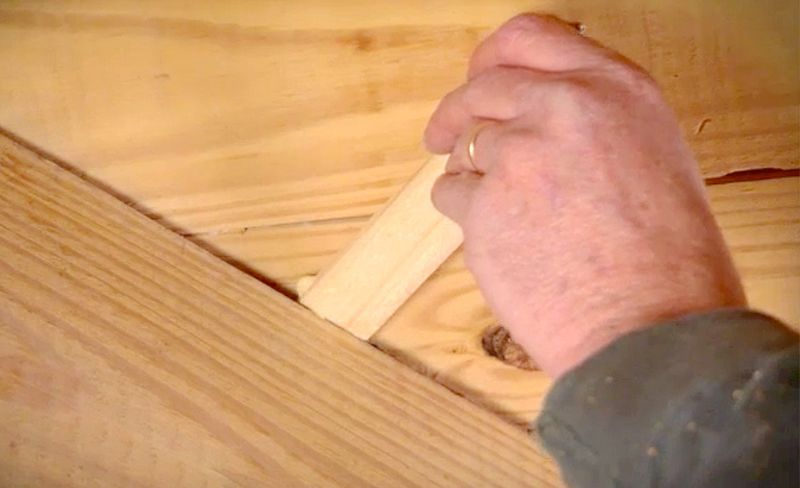 Clear Signs That Your Home Needs Renovation - Decor Hint Squeaky Floors