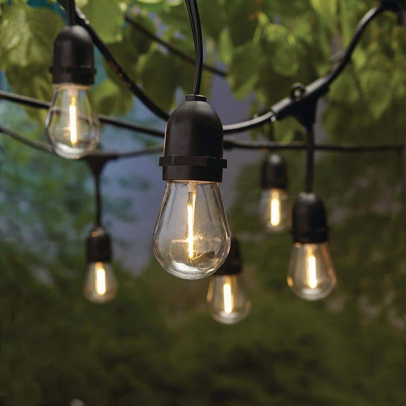 28 Home Trends That People Want To Throw Up Over Because They're So Overdone - Decor Hint Edison Bulbs