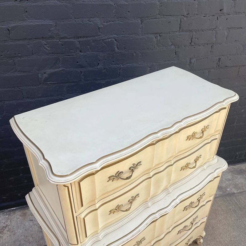 Vintage Accents That Showcase New Jersey's Enduring Furniture Trends - Decor Hint French Provincial Dressers