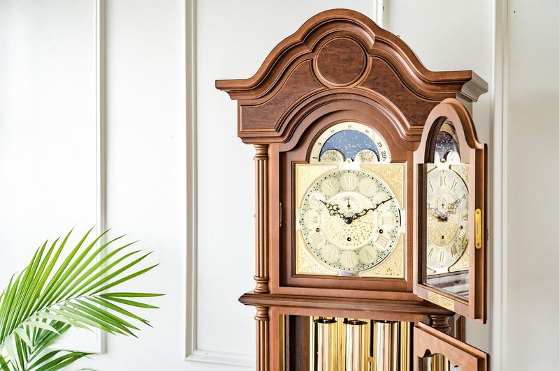 8 Classic Decor Items In The Villages Homes Losing Value Fast And 7 That Never Held Much Worth - Decor Hint Grandfather Clocks