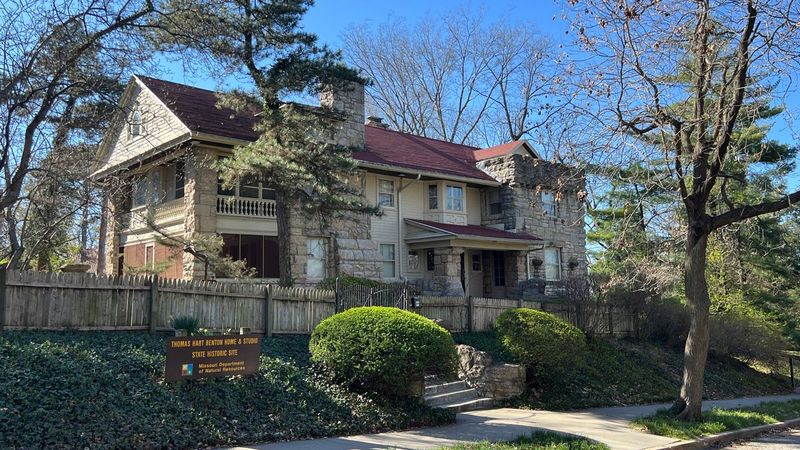 50 Photos Of Famous Historic Houses In Each US State - Decor Hint Thomas Hart Benton Home, Missouri