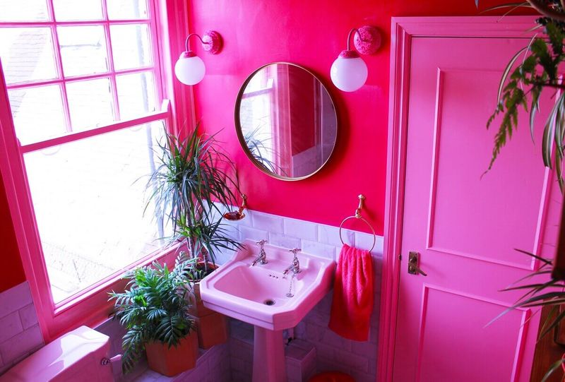 These Outdated Wall Colors Are Still In Homes But Need To Go ASAP - Decor Hint Flamingo Pink Bathroom Nightmares